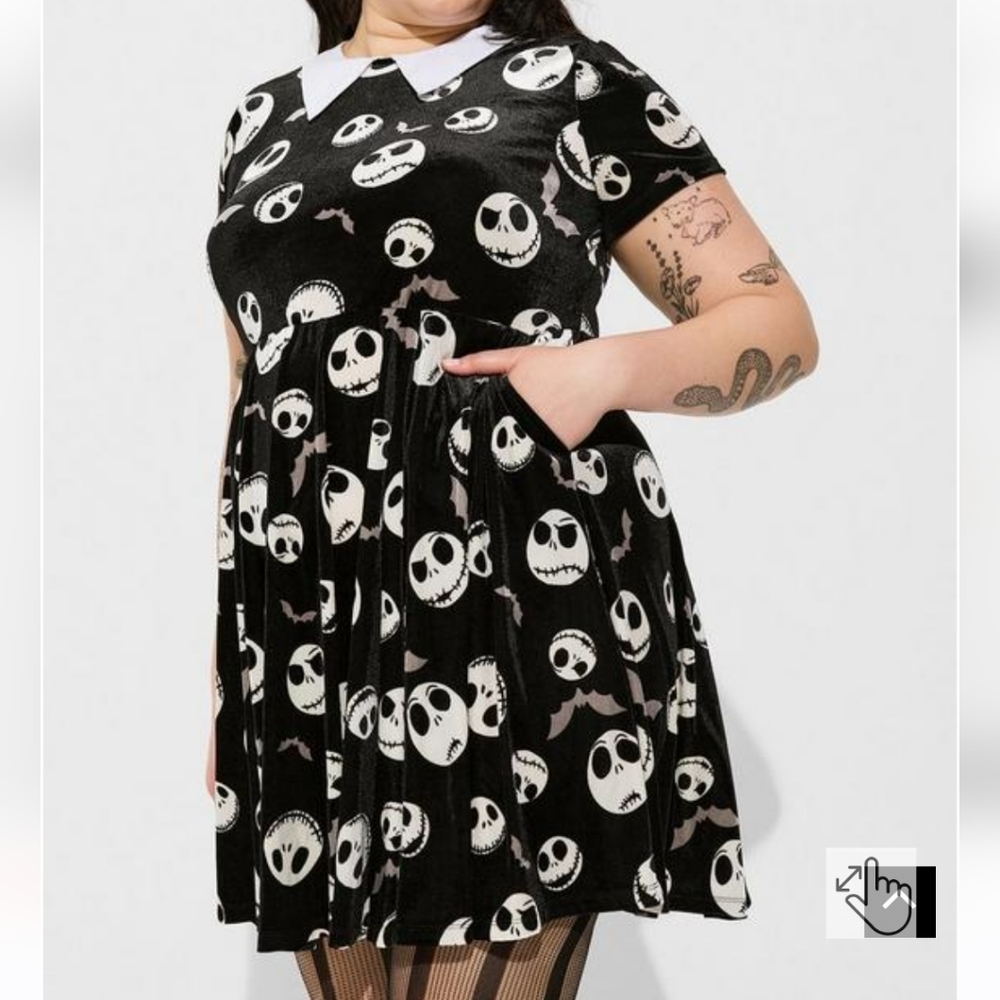 🆕️ DISNEY NIGHTMARE B4 CHRISTMAS VELVET MINI COLLARED DRESS